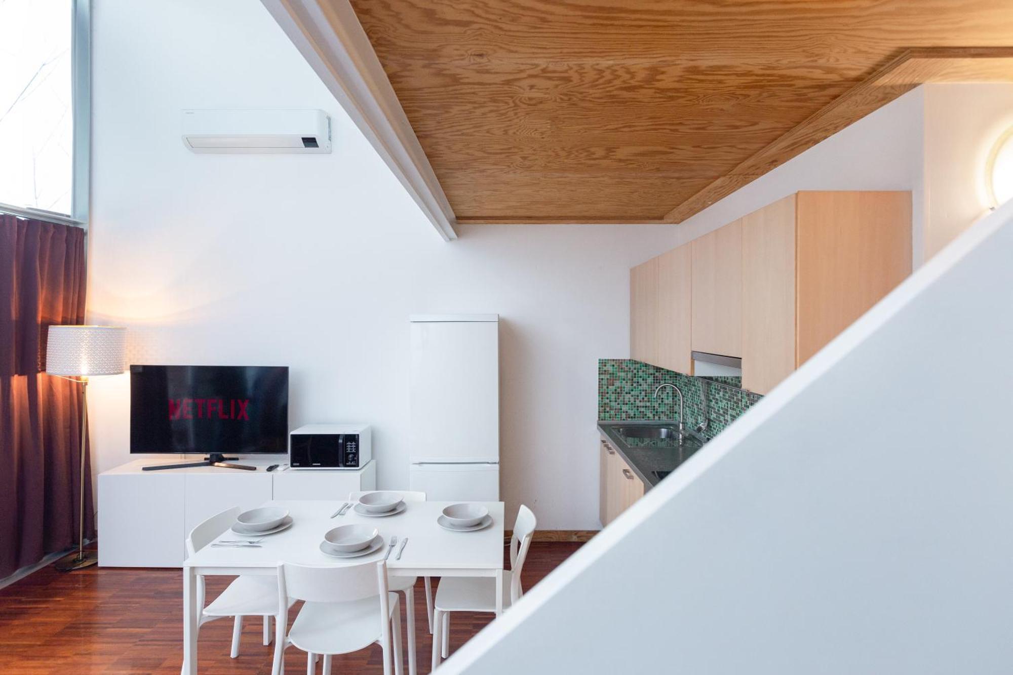 White And Brown Exclusive Loft With Terrace - Free Parking - M2 Station Daire Milano Dış mekan fotoğraf